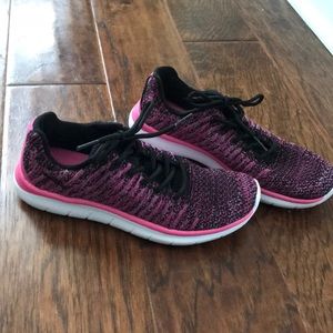 Girls Pink Knit Tennis Shoes Sz 3